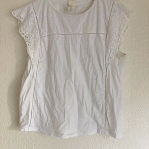H&M White Eyelet Flutter Sleeve Women's Top